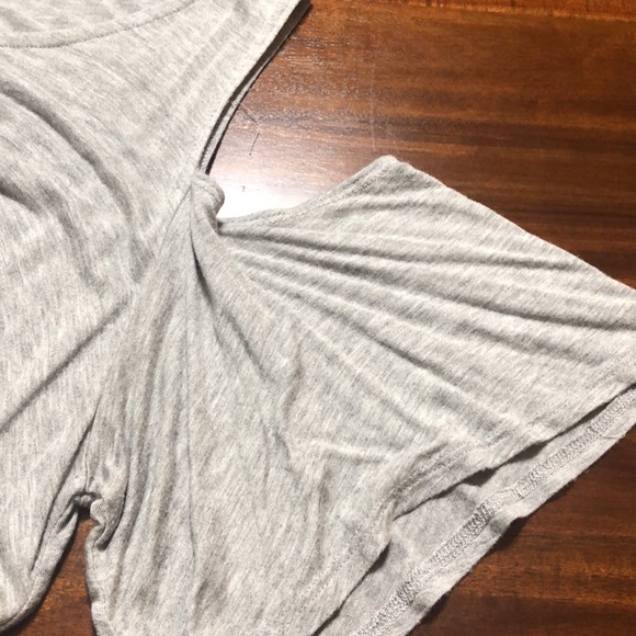 Flow like shirt - Picture 2 of 3